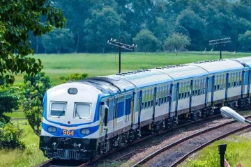 இளம் தாயை பலியெடுத்த புகையிரதம்