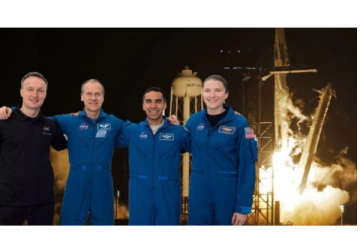 சர்வதேச விண்வெளி நிலையத்திற்கு மேலும் 4 விண்வெளி வீரர்கள் பயணம்