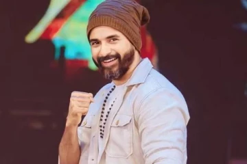 தனது சம்பளத்தை மளமளவென உயர்த்திய நடிகர் சிவகார்த்திகேயன்- ரூ. 100 கோடி நெருங்கிட்டாரே?