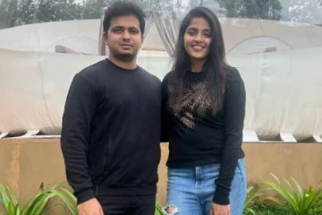 முத்தழகு சீரியலில் வில்லியாக நடித்துவரும் நடிகை வைஷாலியின் அழகிய புகைப்படங்கள்