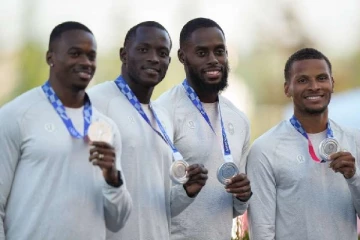 ஒலிம்பிக் போட்டி வெண்கலத்திலிருந்து வெள்ளிக்கு முன்னேறிய கனடிய வீரர்கள்