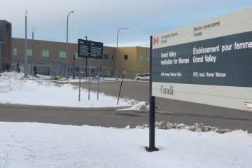 கனடாவில் கொலை வழக்கில் சிறையில் தண்டனை அனுபவித்து வந்த பெண் மரணம்