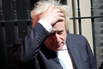 ஊதியம் பத்தலை... மீண்டும் முணுமுணுக்கும் பிரதமர் போரிஸ் ஜோன்சன்