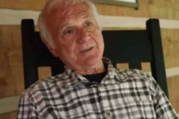 ஆன்மீகமும் இதுவும் ஒன்னா? 83 வயதில் அந்த மாதிரி பட நடிகராகிய பாதிரியார்.. இதுதான் காரணமாம்?