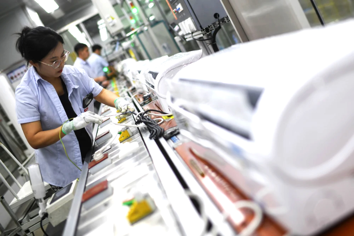 Chinese-ACs-in-Hot-Demand-Amid-Europe-Heatwave Chinese-ACs-in-Hot-Demand-Amid-Europe-Heatwave