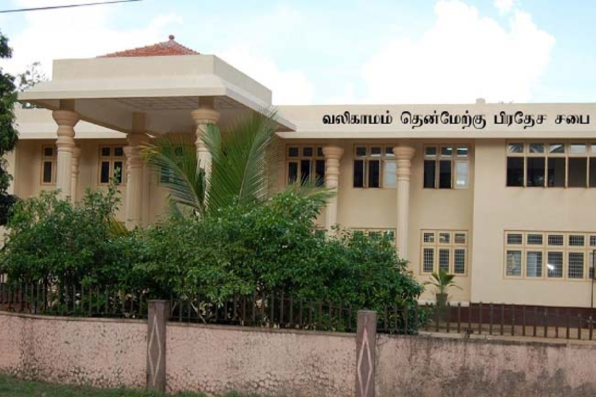 சண்டிலிப்பாய் சீரணி அம்மன் ஆலய வாகன பாதுகாப்பு நிலையத்தில் அதிகரித்த கட்டணம் அறவீடு: பக்தர்கள் விசனம் | Increased Fees Charged At Vehicle Stations