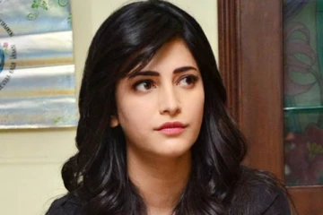 ஸ்ருதிஹாசன் வாழ்க்கையில் இவ்வளவு பிரச்சினையா...மனைவியை பிரிந்த கமலால் எடுத்த விபரீத முடிவு?