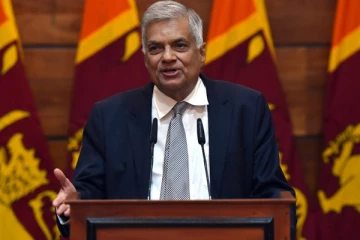 දිවයින පුරා සන්නද්ධ හමුදා කැඳවීමට ජනපතිගෙන් නියෝගයක්.