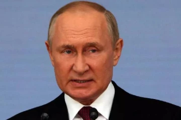 ரஷ்யாவால் வெறுக்கப்படும் பிரித்தானியர்கள் பட்டியலை வெளியிட்ட விளாடிமிர் புடின்