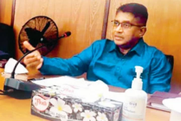 பெரும் சர்ச்சைக்குள் வடக்கு ஆளுநர் - அம்பலத்துக்கு வந்த தகவல்கள்