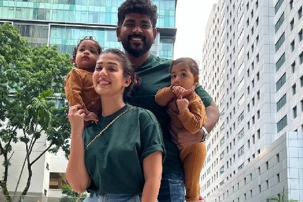 குழந்தைகளுடன் ஜாலியாக கிறிஸ்துமஸ் கொண்டாடிய நயன்தாரா! குவியும் லைக்குகள் | Nayanthara Family Christmas Clicks Goes Viral