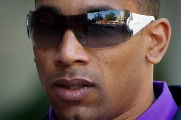 கொலைக் குற்றவாளி என அறிவிக்கப்பட்ட கனேடிய பிரபலம்: வெளியான புகைப்படம்