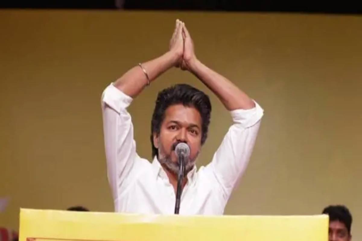 விஜய் பதவியேற்பு வழாவில் சர்ச்சை - குவிந்த கண்டனம் என்னாச்சு? | Controversy At Vijay S Swearing In Ceremony