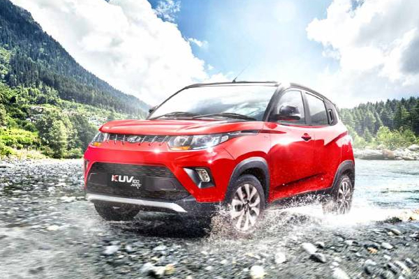 யாழ்ப்பாணத்தில் விற்பனையாகி வரும் சொகுசு கார்! | Kuv 100 Nxt Car For Sale Jaffna Mahindra Company