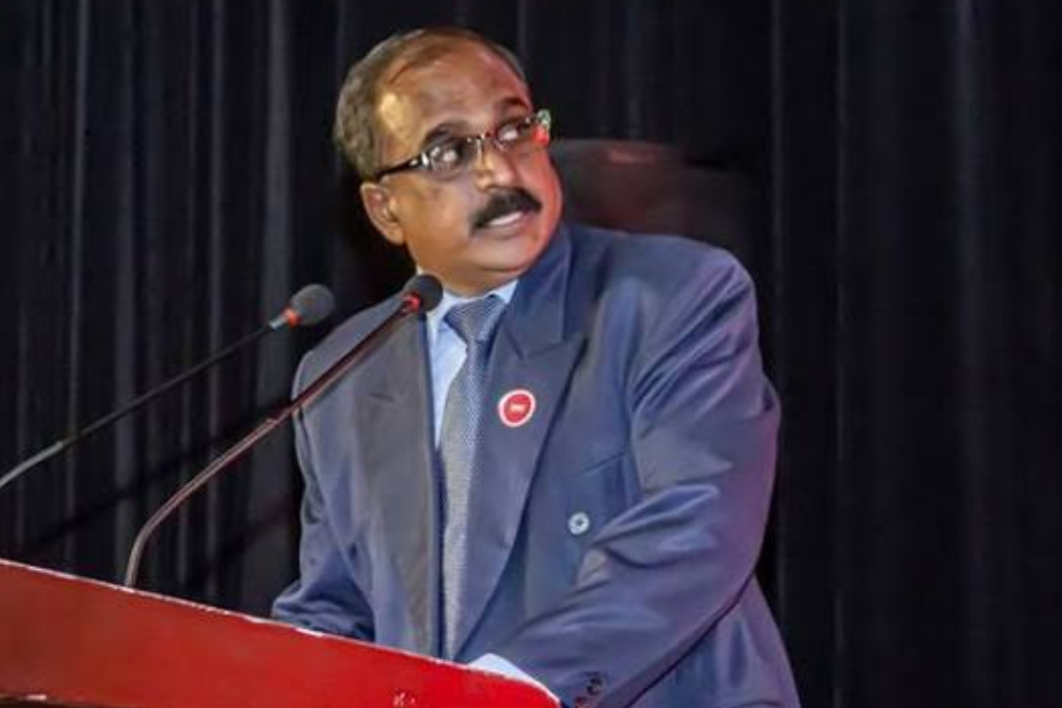 குற்றவாளிகளை கைது செய்வதில் ஏற்படும் தாமதம்.. பாதுகாப்புப் பிரதி அமைச்சர் விளக்கம் | Aruna Jayasekara Explains Federation Anura குற்றவாளிகளை கைது செய்வதில் ஏற்படும் தாமதம்.. பாதுகாப்புப் பிரதி அமைச்சர் விளக்கம் | Aruna Jayasekara Explains Federation Anura