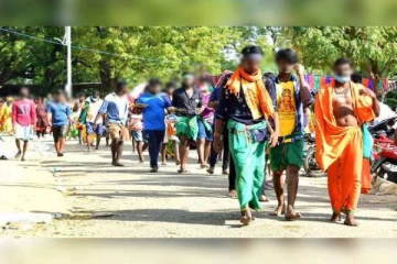 திருமணமாகாத 30 வயதை தாண்டிய பல வாலிபர்கள் பாதயாத்திரை - ஆச்சரிய சம்பவம்!
