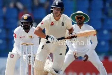 ශ්‍රී ලංකා එංගලන්ත තරඟයේ ඊයෙ රෑ සිදු වූ විශේෂ දේ මෙන්න..