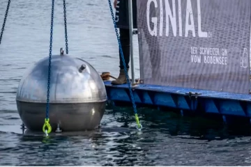 சுவிஸ் ஏரியில் கிடைத்த 800 கிலோ இரும்புப் பந்து: ஒரு சுவாரஸ்ய தகவல்