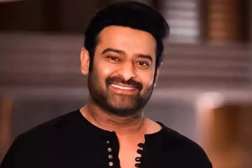 பாகுபலி நடிகர் பிரபாஸை திருமணம் செய்துகொள்ள தயாரான 32 வயது நடிகை.. யார் தெரியுமா