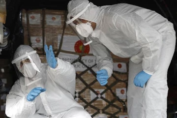 அமெரிக்காவில் திடீரென அதிகரித்த தொற்று: ஒரே நாளில் இத்தனை பேர் பலியா