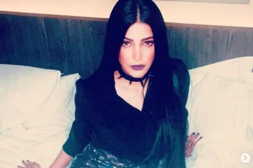 காதலருடன் இப்படியொரு நெருக்கம்? நடிகை ஸ்ருதி ஹாசன் வெளியிட்ட புகைப்படம்..