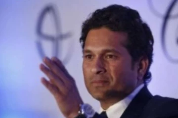 சச்சினுக்கு கொரோனா : குடும்பத்தினருக்கும் கொரோனா பரிசோதனை!