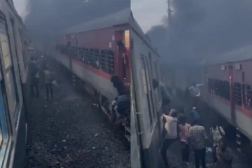 சென்னை ரயிலில் திடீரென ஏற்பட்ட தீ விபத்து: அலறியடித்து ஓடிய பயணிகளால் பரபரப்பு