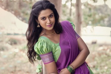 கண்ணம்மா ரோஷ்ணி ஹரிப்ரியனா இது? தாவணியில் செம இளமையாக இருக்கும் போட்டோஸ்