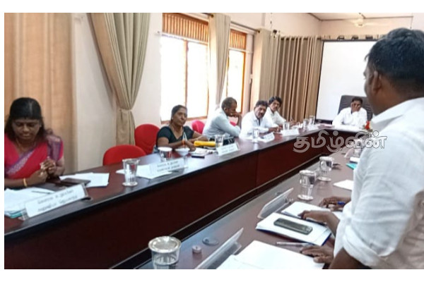 நயினாதீவு கடற்போக்குவரத்தின் பாதுகாப்பை உறுதி செய்யுங்கள்! வேலணை பிரதேச சபையிடம் வலியுறுத்து | Ensure The Safety Of Nainathivu Maritime Traffic நயினாதீவு கடற்போக்குவரத்தின் பாதுகாப்பை உறுதி செய்யுங்கள்! வேலணை பிரதேச சபையிடம் வலியுறுத்து | Ensure The Safety Of Nainathivu Maritime Traffic