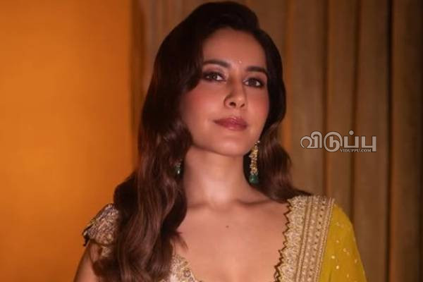 கிளாமராக புடவை அணிந்து நடிகை ராஷி கண்ணா எடுத்த போட்டோ ஷுட் | Actress Raashi Khanna Glamour Attire Photoshoot