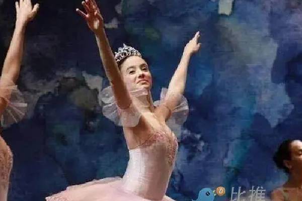 வெறும் 29 வயதில் 11 பில்லியன் டொலர் மதிப்பு நிறுவனத்தை உருவாக்கியவர்... யாரிந்த லுவானா லோப்ஸ் லாரா | Youngest Self Made Woman Billionaire வெறும் 29 வயதில் 11 பில்லியன் டொலர் மதிப்பு நிறுவனத்தை உருவாக்கியவர்... யாரிந்த லுவானா லோப்ஸ் லாரா | Youngest Self Made Woman Billionaire