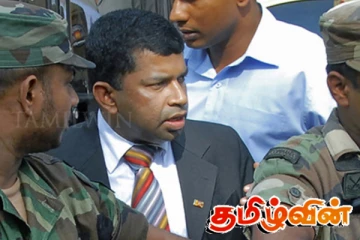 கொழும்பிலிருந்து சென்ற விசேட அணியினரால் பிள்ளையான் திடீர் கைது!