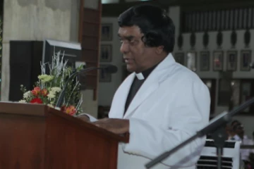 உயரிய சர்வதேச சமாதான விருதைப் பெறும் தமிழ் மதத்தலைவர்