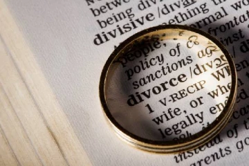 அந்த ஒரே காரணம்... பிரித்தானியாவில் 1971க்குப் பிறகு சரிவடைந்த விவாகரத்து எண்ணிக்கை