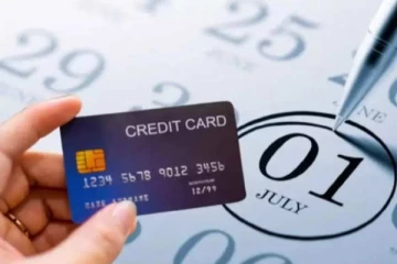 கிரெடிட் கார்டு பயன்படுத்துபவர்களுக்கு இனி வட்டி எகிறும் - உச்சநீதிமன்ற உத்தரவால் சிக்கல்