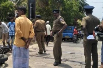 யாழில் கைப்பேசி திருட்டில் ஈடுபட்ட இருவரை அதிரடியாக கைது செய்த பொலிஸார்!