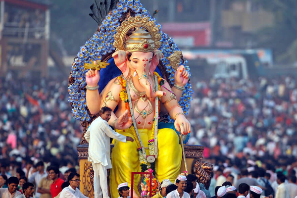 இன்று  விக்கினங்களை தீர்க்கும் விநாயகர் சதுர்த்தி;  தப்பித்தவறி கூட பூஜையில்  இதை பயன் படுத்தாதீங்க! | Ganesha Chaturthi Special