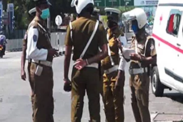 இலங்கையில் நேருக்கு நேர் மோதிய லொறி - மோட்டார் சைக்கிள்! இருவர் வைத்தியசாலையில்