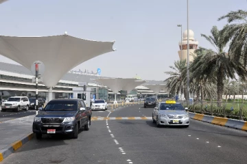 இந்தியாவில் இருந்து வந்தால் 12 நாட்கள் இதையெல்லாம் செய்யவேண்டும்.. அதிரடி அறிவிப்பை வெளியிட்ட நாடு!