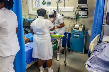 அரசாங்க மருத்துவமனைகள் பாரிய நெருக்கடியில்