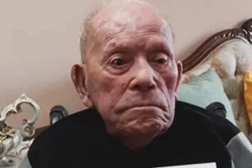 வயதால் கின்னஸ் சாதனையை ஏற்படுத்தி இறந்த மனிதர் (Photos)