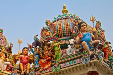 மகளின் கோபத்தை குறைக்க பூசாரியிடம் அனுப்பிவைத்த தாய்க்கு காத்திருந்த அதிர்ச்சி!