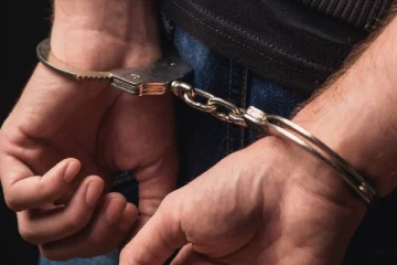 இலங்கையில் 4,000 போதை மாத்திரைகளுடன் ஒருவர் கைது