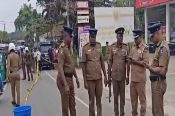 சற்றுமுன்னர் அடையாளம் தெரியாத நபர்களால் துப்பாக்கிச்சூடு! ஒருவர் பலி | Shooting Incident Reported Supermarket In Dondra