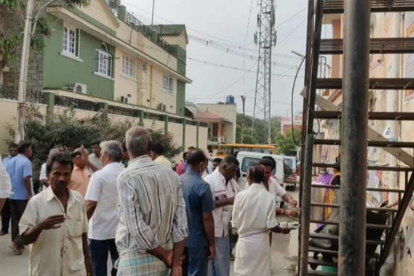 சிங்காநல்லூர் அதிமுக எம்.எல்.ஏ. கே.ஆர்.ஜெயராம் வீட்டிலும் லஞ்ச ஒழிப்புத்துறையினர் சோதனை | Anticorruption Depart Raids Aiadmk Jayarams House சிங்காநல்லூர் அதிமுக எம்.எல்.ஏ. கே.ஆர்.ஜெயராம் வீட்டிலும் லஞ்ச ஒழிப்புத்துறையினர் சோதனை | Anticorruption Depart Raids Aiadmk Jayarams House