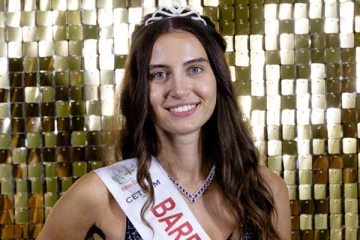 மேக்கப் போடாமல் அழகி போட்டியில் கலந்து கொண்ட பெண்! நம்பமுடியாத உண்மை