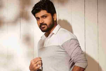 கோலாகலமாக நடந்த நடிகர் சிரிஷ் திருமணம்.. வைரலாகும் அழகிய ஜோடியின் போட்டோ