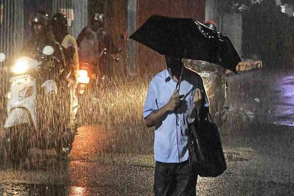 இந்த மாகாணங்களில் அடுத்த 24 மணித்தியாலங்களுக்கு மழையுடனான வானிலை நிலவும்! | Rainy Weather Forecast For Next 24 Hours Sri Lanka
