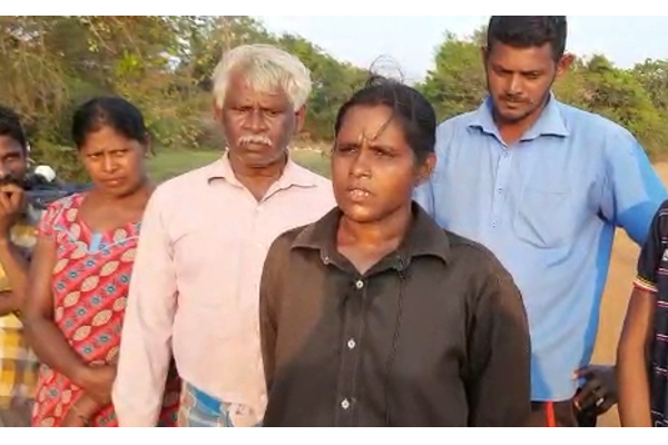 வவுனியாவில் 25 ஏக்கர் காணியை பெரும்பான்மை இனத்தவருக்கு வழங்க நடவடிக்கை! பிரதேச மக்கள் கடும் எதிர்ப்பு | 25 Acres Of Land In Vavuniya