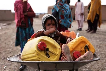 பட்டினியால் வாடும் குழந்தைகள்... ஒவ்வொரு நாளும் வேலை செய்யும் கட்டாயத்தில் ஆப்கான் சிறார்கள்